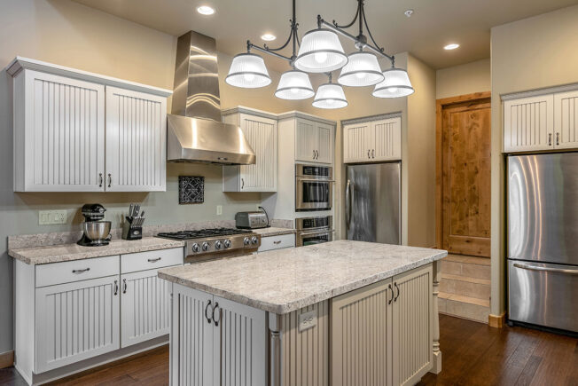 Salinas White Granite - Image 10